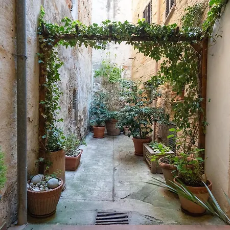 La Dimora Di In Val D'orcia Appartamento *